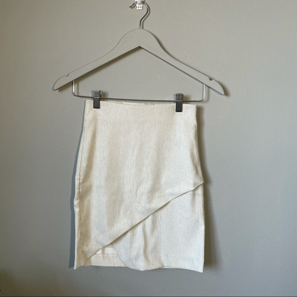 DYNAMITE XXS white wrap mini skirt